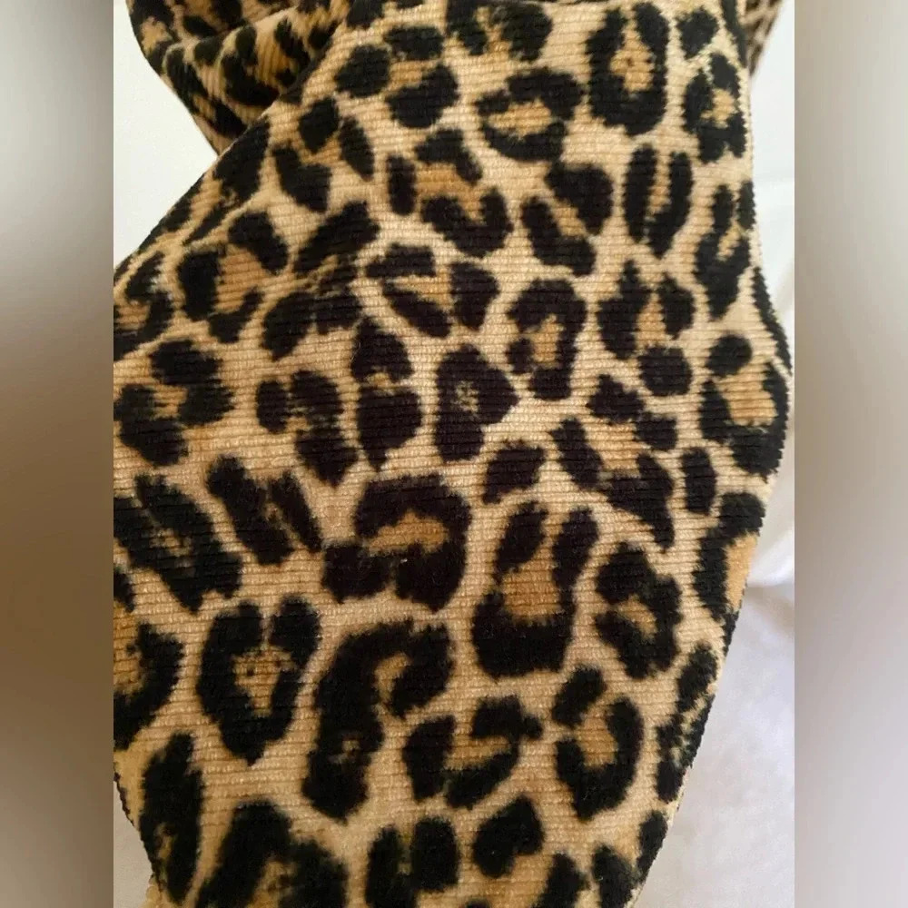 Forever 21 leopard print leggings, size small - Picture 3 of 6